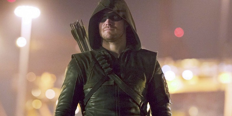 The Secret to How Arrow’s Hood Stays on in Combat