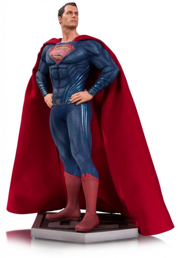 DC Collectibles Statues Offer a Closer Look at the Justice League ...