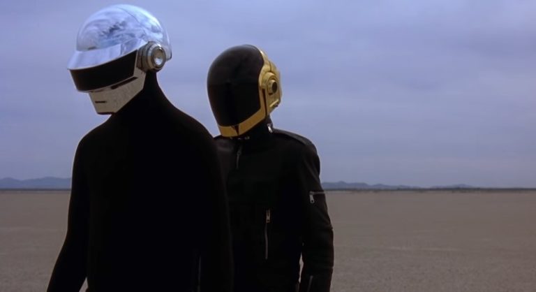 The Internet Reacts to Daft Punk Splitting After 28 Years | Geekfeed