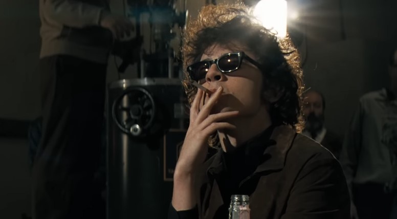 25 Timothee Chalamet Bob Dylan Timothee Chalamet is Bob Dylan in First Trailer for A Complete Unknown