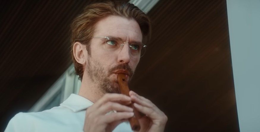 Hunter Schafer’s ‘Cuckoo’ Co-Star Dan Stevens Throws Shade at Euphoria